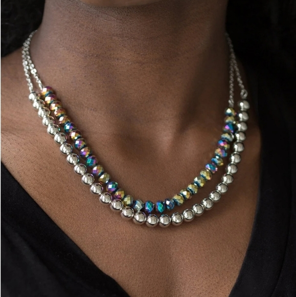 🧜‍♀️Paparazzi Oil Spill Color of the DayNecklace - Picture 2 of 7